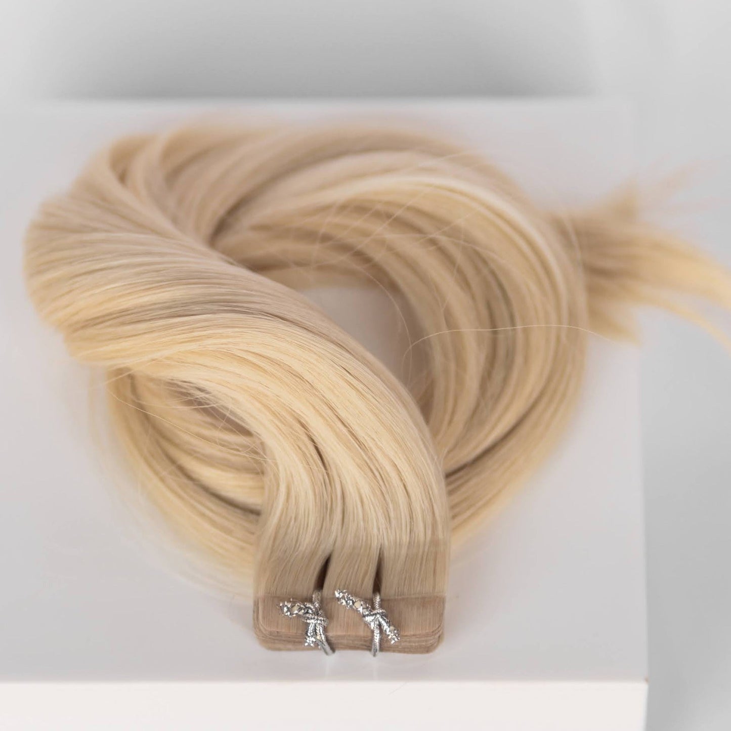 Tape-In 22" 50g Single Donor Virgin - #60 Classic Blonde