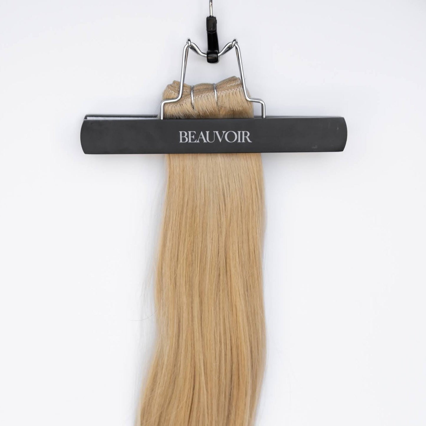 Machine-Tied Weft 20" 145g Pro Blend - #17 Chardonnay Blonde (aka Dirty Ash Blonde)