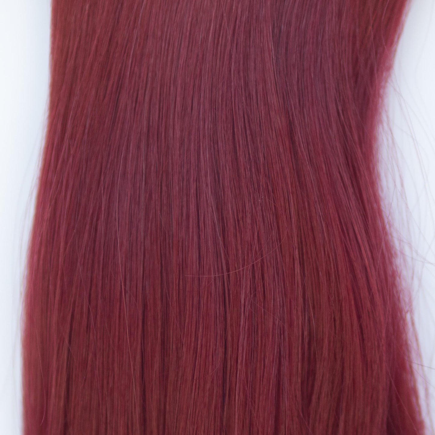 Machine-Tied Weft 20" 145g Pro Blend - #555 Akako by Martha Nicola