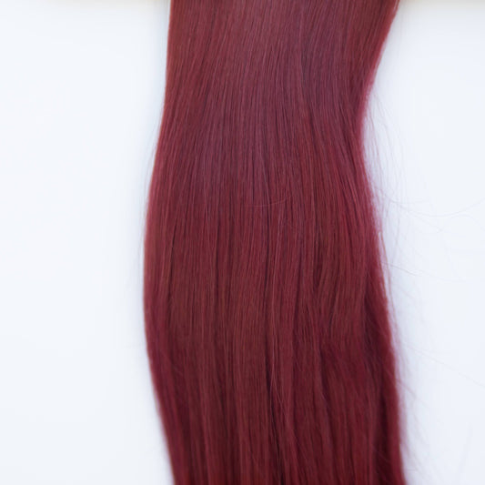 Machine-Tied Weft 22" 160g Pro Blend - #555 Akako by Martha Nicola