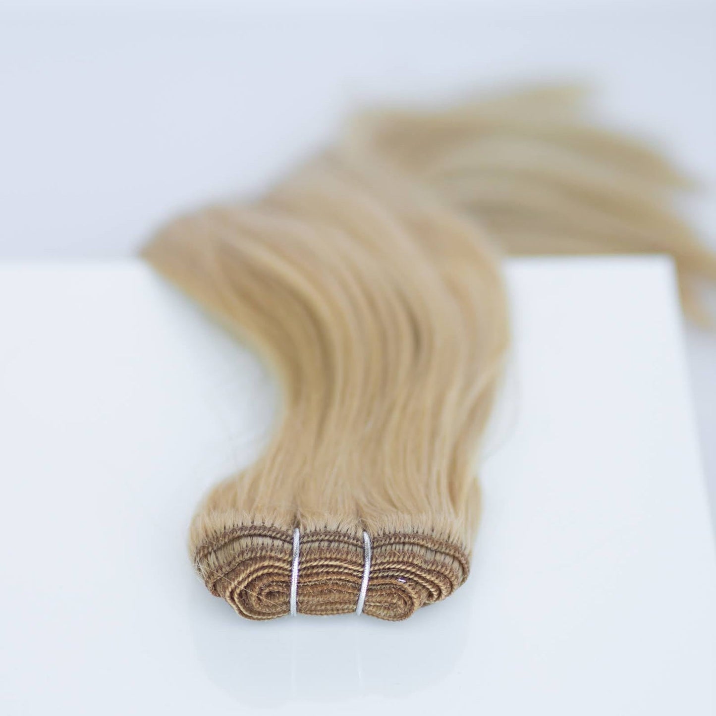 Machine-Tied Weft 20" 145g Pro Blend Hair Extensions - #22 Southern Belle Blonde (aka Light Ash Blonde)