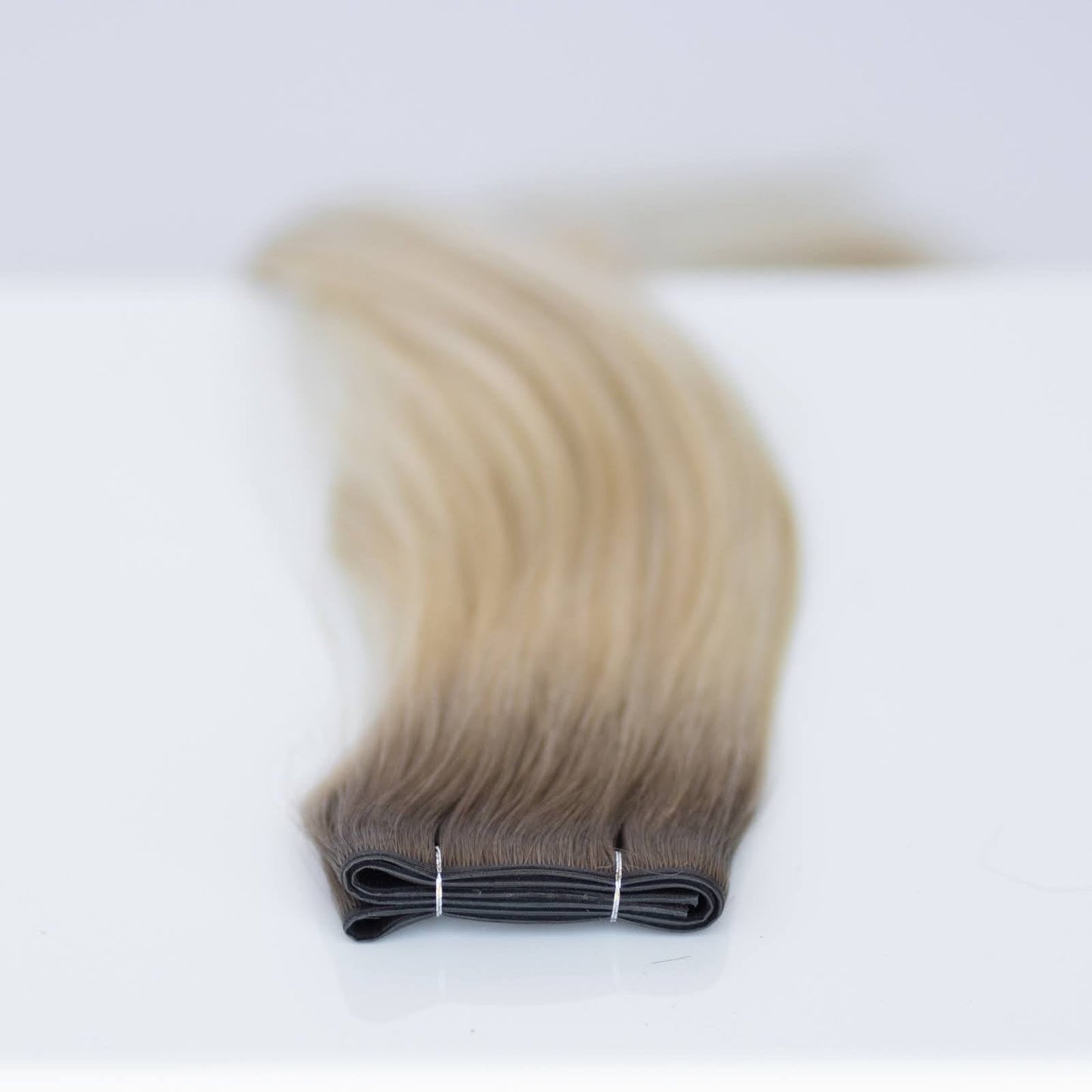Butterfly Weft 24" 75g Pro Blend - #T1CC/80 Smokey Blonde (aka Cool Mochachino)