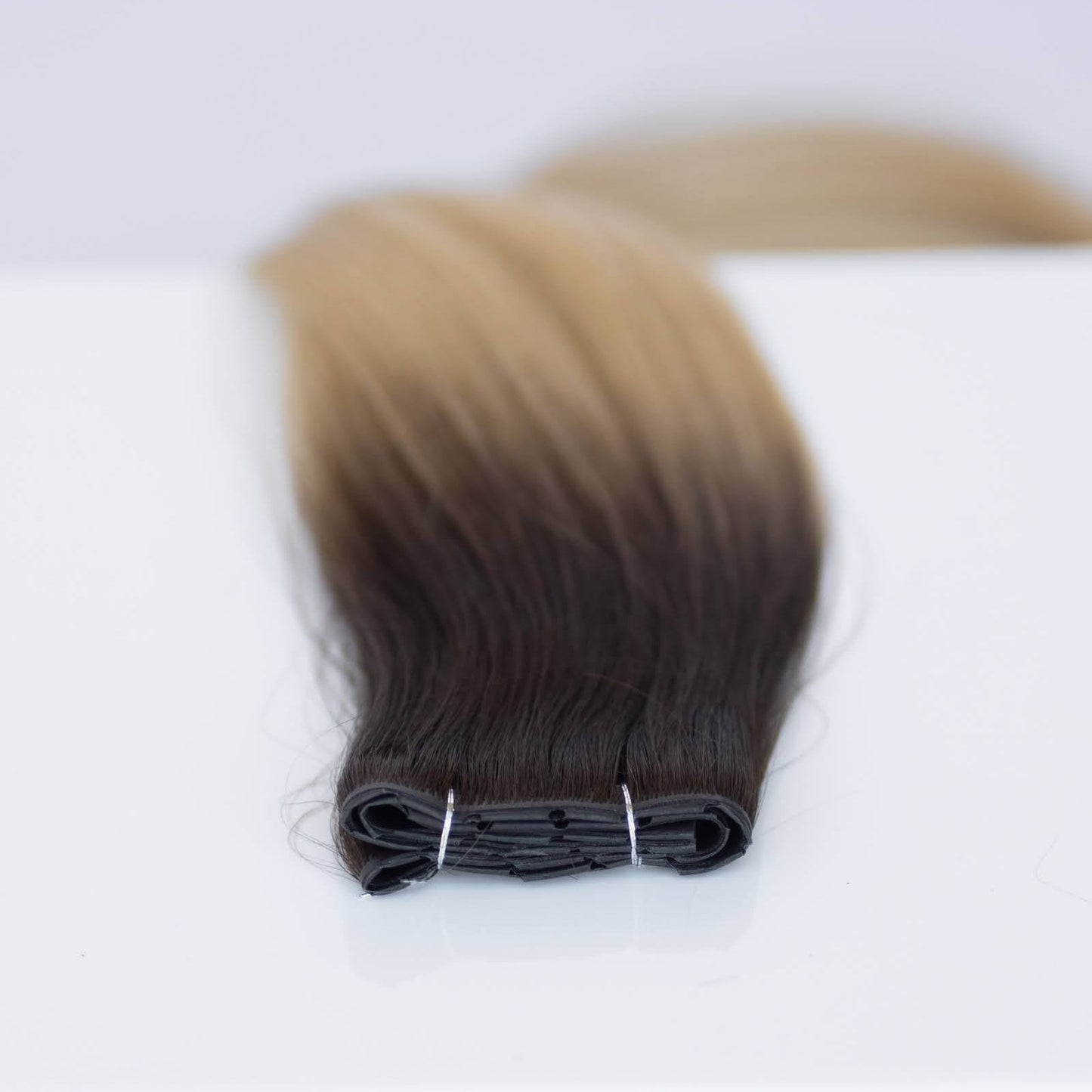Butterfly Weft 24" 75g Pro Blend - #2/18 Café Noir Balayage (aka Balayage Dark Brown/Dirty Blonde)